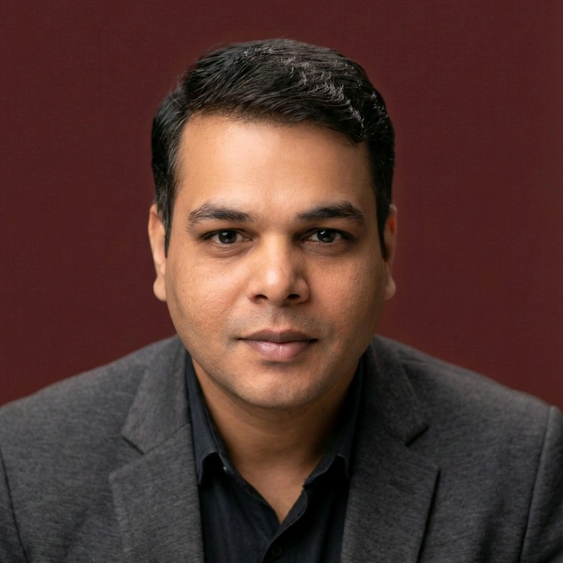 Portrait of Kapil Mohan Gupta, founder of PeopleCap